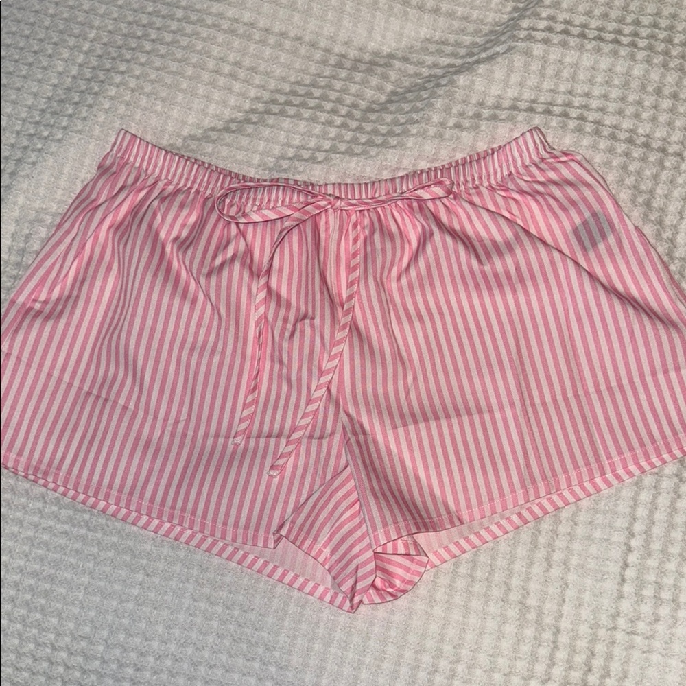 Amazon Pink And White Striped Trendy Shorts